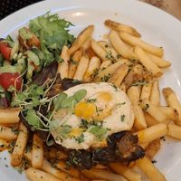 Bitoque with vegan fried egg at Plantuguese in Bristol