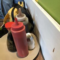 Dirty/greasy condiments at Tamarind Vietnamese Grill and Noodle House in Calgary