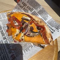 Almost finished eating the vegan madness pizza before the photo    at FarmDog @McGlashan's Estate in Wallington