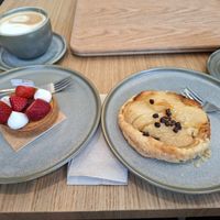  at Land & Monkeys - Beaubourg in Paris