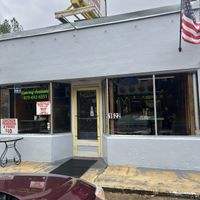 Entrance   at 10 Fiyahside Island Grill in Hot Springs