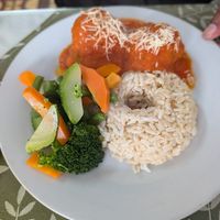 Faux meatballs and rice at Sayel in Lima