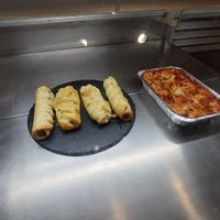 Lasagna and vegan sausages in pastry at K-Bistrot in Milazzo