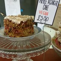 cake at Kemis Pontcanna in Cardiff