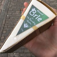 Vegan brie made from almonds at Vegabond - Leliegracht in Amsterdam