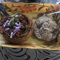 4-bean chili in bread bowl at The Pub and Restaurant in Gettysburg