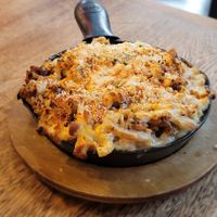 Vegan Jerk Chik'n Mac & Cheese at Aisha's Plant-Based Eatery in Miami