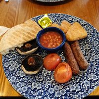 Full vegan breakfast (extra hash brown 51p) at The Bright Helm - JD Wetherspoon in Brighton
