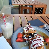 Vegan waffles + vanilla milkshake at Kin Cafe Vegetarian in London