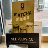 matcha sign at Coffee Fellows in Ulm