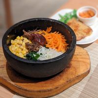 Vegan Zesty Oyster Mushroom Stone Pot 5-Grain Rice at Sufood 舒果 in Central Singapore