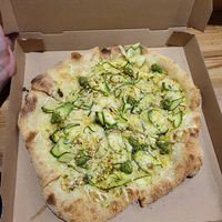  at Milo Pizzas in Nancy