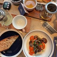 Hummus Bowl und Vegane Pancakes   at SATTBLAU in Hessen