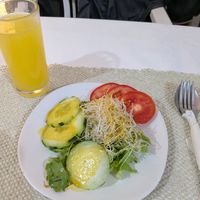 Fruit drink, and salad of the day at Comida Vegetariana in Mexico City