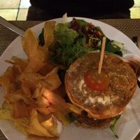 burger at Jardim dos Sentidos in Lisbon