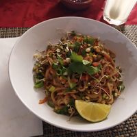 Pad Thai vegan at Jardim dos Sentidos in Lisbon