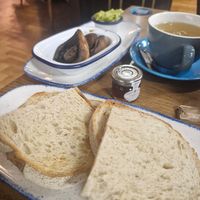 Breakfast at Big Smoke Taphouse & Kitchen in Luton