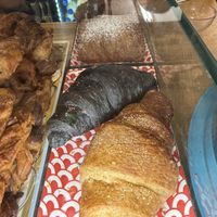 Varianti sfiziose del classico cornetto  at SuperGelo in Rome