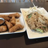 Pad Thai and Tofu ‘chicken’ fingers at My Thai Vegan Cafe in Boston