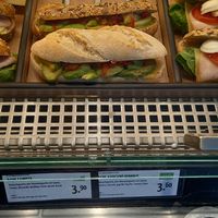 pane avocado hummus sandwich 3,60€ at BackWerk in Solingen