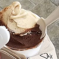 These ate chocolate and avellana at Artello Gelato in Mallorca