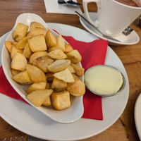 Patatas with alioli at Sanpa in Wokingham