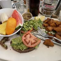 Avo-Toast  at Universel Déjeuners et Grillades in Montreal