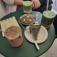 Strawberry matcha
Passion fruit matcha
Miso caramel hojicha
Matcha & white chocolate cookie
Matcha cheesecake at Hale Matcha in Lisbon