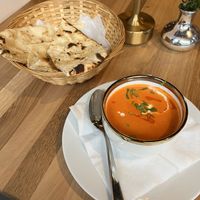 Tomato soup and garlic naan  at Shanta's Kitchen in Braunschweig