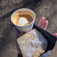 Koffie, lemon poppy at Nes71 Zaanenpark in Haarlem