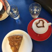 Coffee and Cake at Lotos 2 Naturkostladen in Nuremberg