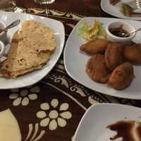 Pappadum and Veg Pakoras at Southern Spice in Seven Mile Beach
