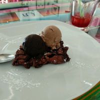 Brownie & Chocolate and Peanut Ice cream at La Heladeria Mexicana in Barcelona