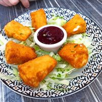 Camembert frito at Gastrocomic in Albir