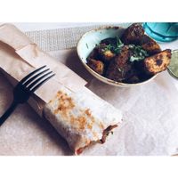 太好吃了 at Jiva Burgers in St Petersburg