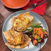 One of many mains at Persepolis - Snackistan in South East London