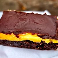 Nanaimo bar at Bunner's Bake Shop - Kensington in Toronto