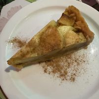 Tarta de manzana   at Bar de Bombonera de Vallecas  in Madrid