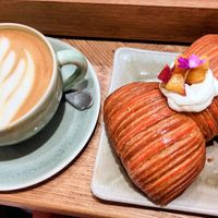 Fiocco with jam at Sementis Bakery in Pietrasanta