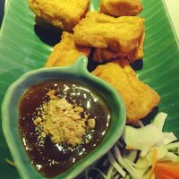 Tofu with house made plum sauce with her crushed cashews  at Jintana Thai in Bowness-on-windermere