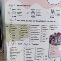 Menu/ordering sheet at Ice Roulé in Munich