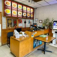 Order/Take-Out Counter at Dragon Express in Atlanta