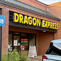 Storefront at Dragon Express in Atlanta