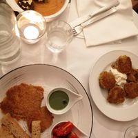 Teste di funghi pleurotus, polpette di ceci, polpette di lenticchie beluga. at La Colubrina in Milan