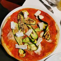 Pizza at La Colubrina in Milan
