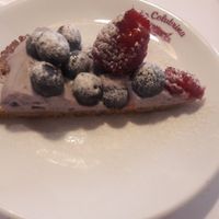 Berry cream pie at La Colubrina in Milan