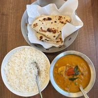 Chapati (vegan), white rice (vegan) and Mushroom Muttar Masala (vegan). 👌  at Thira Restaurant in Blackburn