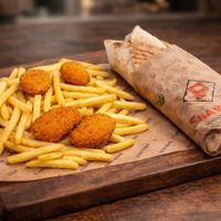 Vegan mit Pommes Nuggets  at FAVORİ Uster in Uster