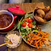 Vegan stoverij van Gewoon.Anders at Den Johnny in Ghent