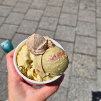  at Eisbrunnen in Munich